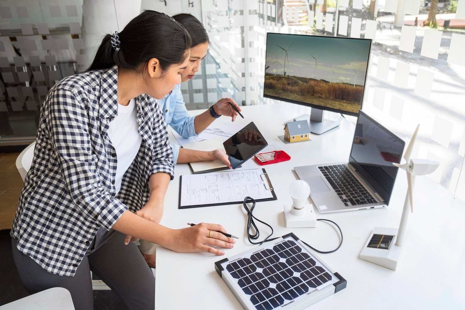 Google Ads for Solar Companies: How to Generate High-Quality Solar Leads